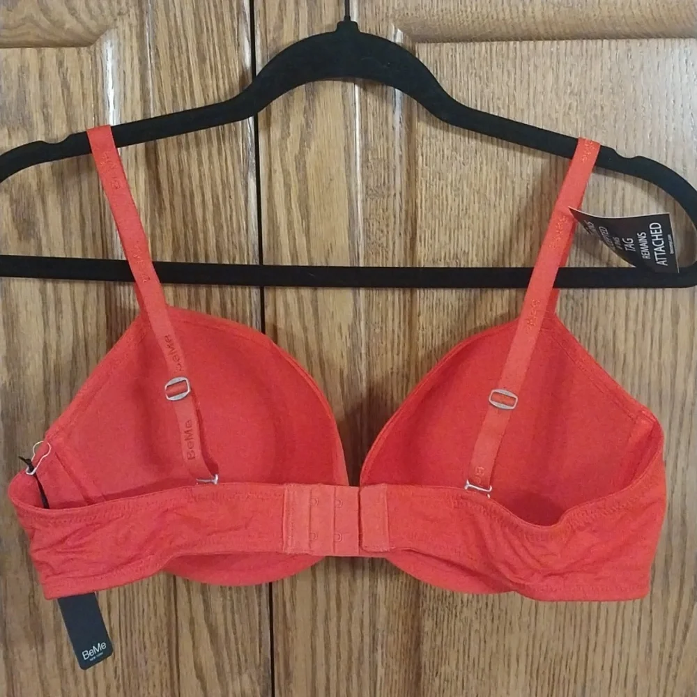 BeMe NY NWT Set Of 3‎ Bras Size 38B Two Lace Demi Cup & One Push-up Plunge Bra